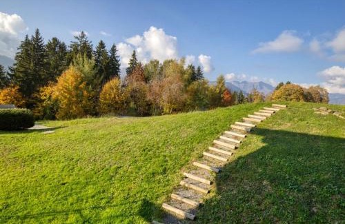 Saint-Hilaire-de-la-Cote Apartment | Appartement cosy, terrasse, parking, proche pistes - FR-1-505-233