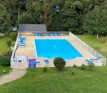 Carantec Apartment | Appartement dans une résidence avec piscines