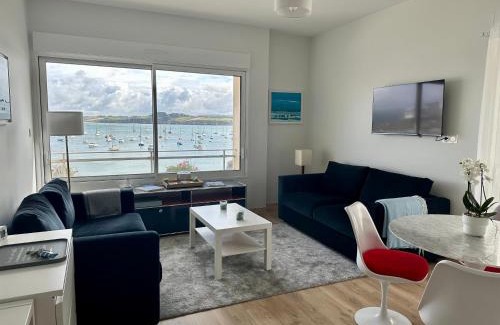 Douarnenez Apartment | Appartement Design IX - Port du Rosmeur - Sublime Vue Mer - Parking