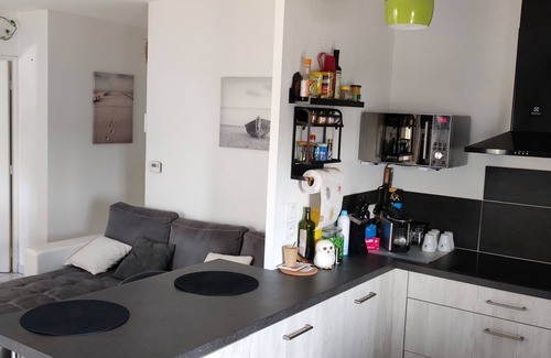 Larose Apartment | Appartement Fonctionnel, Lumineux Dans Résidence Neuve, Proche Toutes Commodités