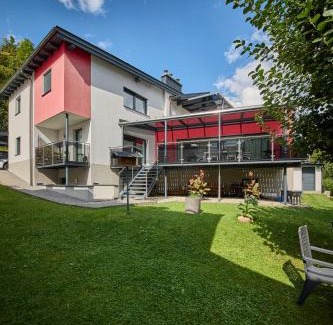 Schwarzach im Pongau Apartment | Appartementhaus Goldnugget