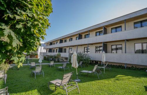 Villach Apartment | Appartementhaus Karawankenhof