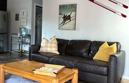 Wrightwood Apartment | Apple Avenue Flat in Wrightwood