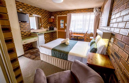 Stanthorpe Hotel | Apple & Grape Motel