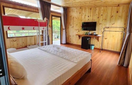 Hoa Long Hotel | Apple House & Coffee