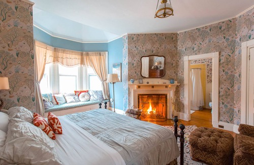 Lenox Hotel | Apple Tree Inn