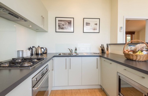 Bronte Apartment | Applewood - The Waimea Suite - luxury accommodation with amazing estuary views