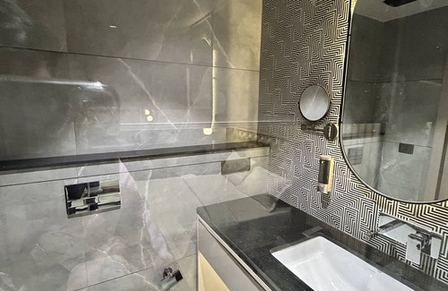 Chandkheda Hotel | Apricot Motera