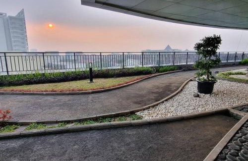 Depok Apartment | Apt Park View Depok Town Square Studio With Swimming Pool