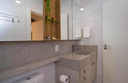 Nacoes Apartment | Apto a 5min da Praia, 10min da Roda Gigante P1309