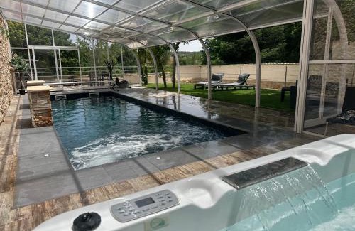 El Burgo de Osma Apartment | Aptos LA QUIMERA DE AITANA Piscina todo el año