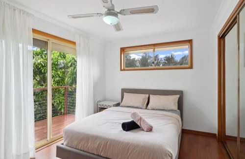 Tuggerawong House | Aqua Vista Retreat