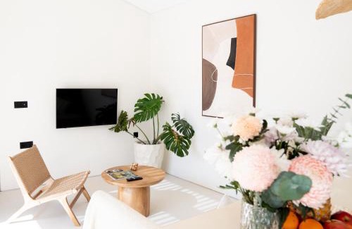 Kuta Villa | Aquae Villas - Rosa - Luxury Villa - 2bdr with Pool - Kuta Lombok