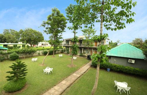 Bail Parao Hotel | Aranya Resort & Suites By Shivaneel Hospitality