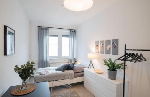 Wustermark Apartment | Arbio Monteurzimmer in Wustermark Parking included