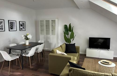 Oberhavel Apartment | Arbio Monteurzimmer in Kremmen Free WiFi & Parking