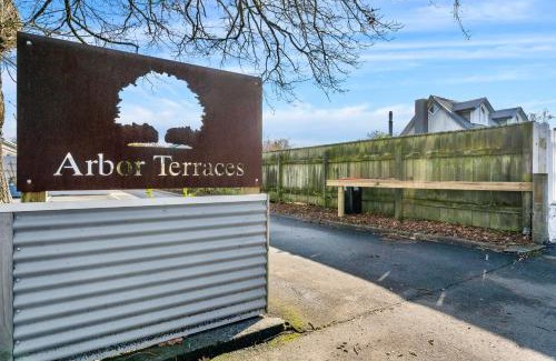 Greytown House | Arbor Villa - Greytown Holiday Home