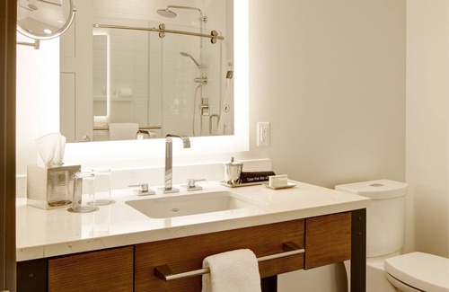 Burlington Hotel | Archer Hotel Boston/Burlington