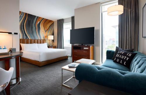 Merrifield Hotel | Archer Hotel Falls Church