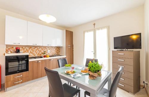 Civezza Apartment | Arco del Mare - swimming pool with nice sea view