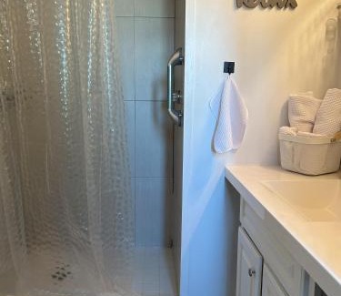 Pahrump House | Area 3251 Desert Valley Guest Suite