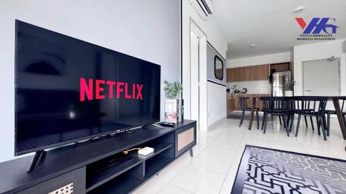 Kota Warisan Apartment | Arena Modern Minimalist near KLIA