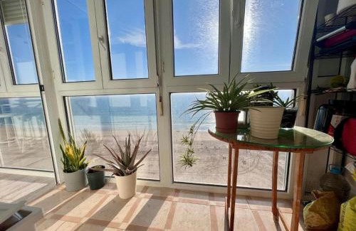 Cadiz Apartment | ARENA y Mar Sunny Home by Cadiz4Rentals