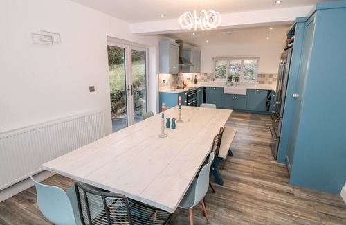 Llanbedrog House | ARGRAIG, pet friendly, luxury holiday cottage in Llanbedrog
