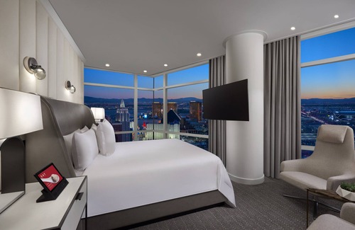 Las Vegas Strip Hotel | ARIA Sky Suites