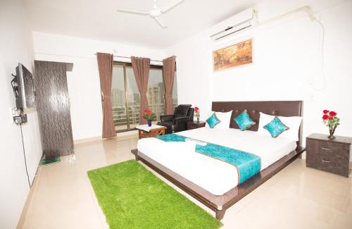 Andheri West Bed & Breakfast | Aristo Room, Apartment - Homestay near Kokilaben Dhirubai Ambani Hospital for family only,