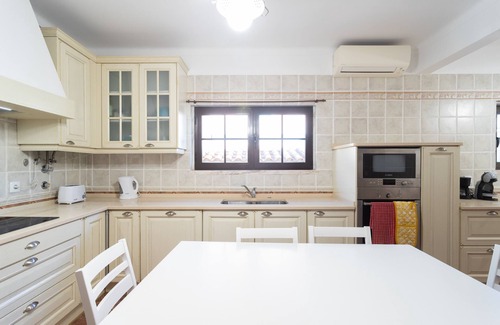 Belverde Villa | Aroeira Sunny Pool Villa