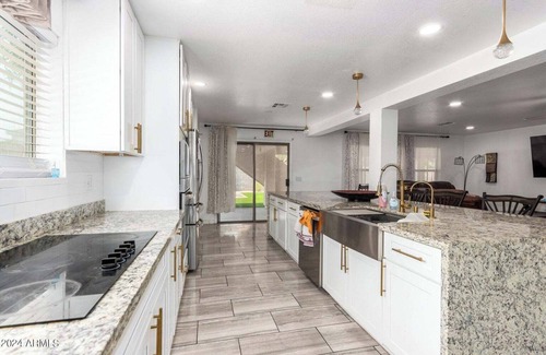 Terracita House | Art Festival & Game Ready! 4 Min from State Farm Stadium