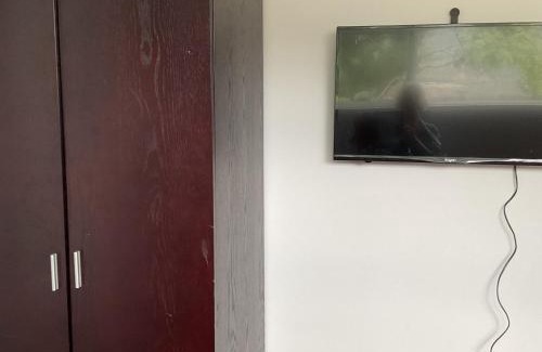 Huonville Apartment | Art House Apartment