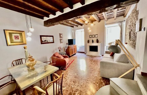 Citta Alta Apartment | [Art of Bergamo] Luxury & design house