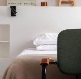 Lamballe Bed & Breakfast | Artefact