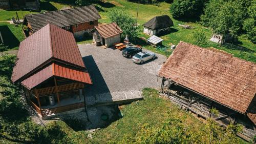 Ribnik Apartment | Artemis