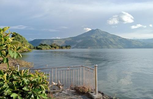 Ambarita House | Arthuro homestay