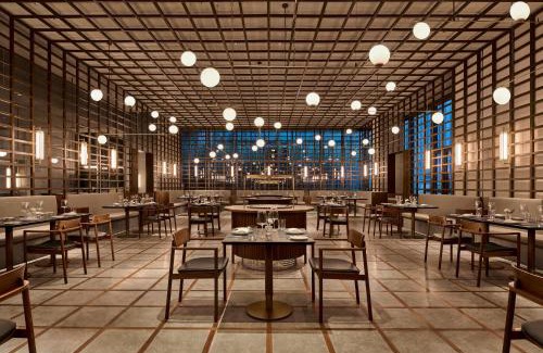 Pudong Hotel | Artyzen NEW BUND 31 Shanghai Qiantan