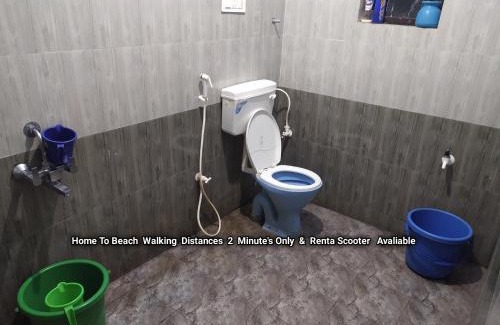 Hireguthi House | Arundekar Home Stay In 2 Minutes Walk Beach AC Room