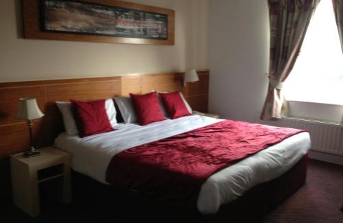 Ashbourne Hotel | Ashbourne House Hotel