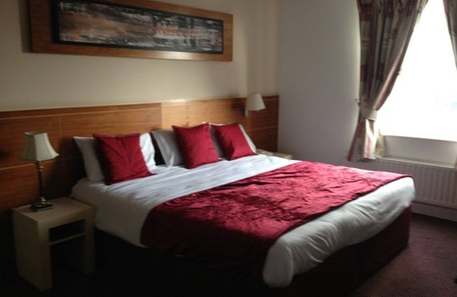 Ashbourne Hotel | Ashbourne House Hotel