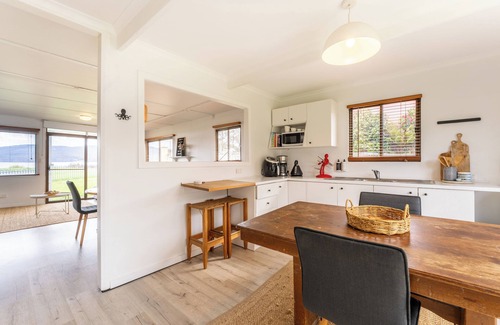 Dover House | Askew with a View