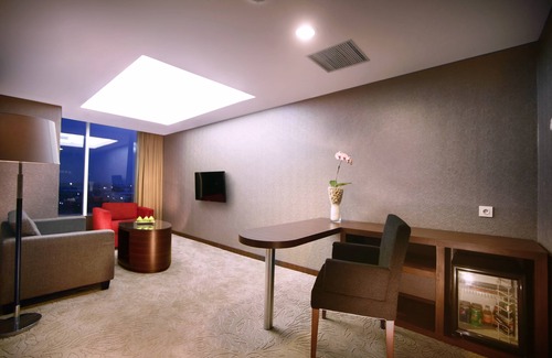 Madiun Hotel | Aston Madiun Hotel & Conference Center