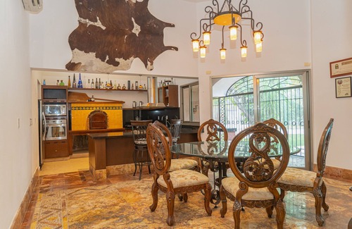 Alfredo V. Bonfil Villa | Astonishing Luxury Villa 10 min. from CUN Airport!