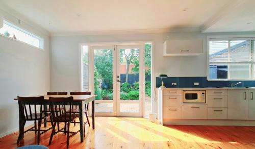 Prospect House | At College Avenue