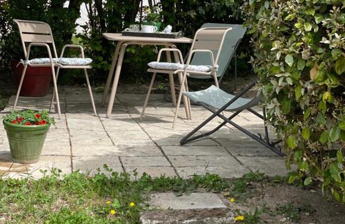 Moustiers-Sainte-Marie Bed & Breakfast | Atelier Soleil