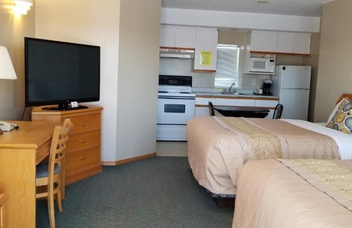 Athabasca Hotel | Athabasca Lodge Motel