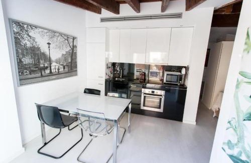 Ciutat Vella Apartment | Atico Tapineria