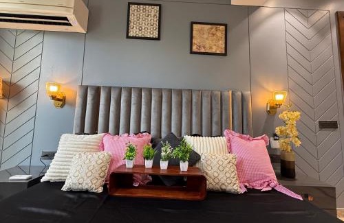 Dwarka Apartment | Atrium by Bali