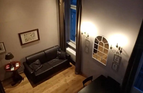 Roman Quarter Apartment | Atriums Apartment Quovis Domus, an enchanting nest in the heart of city centre